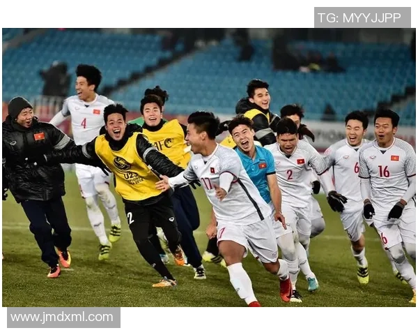 越南与日本足球对决现场直播精彩瞬间全程回顾与分析 越南与日本足球对决现场直播精彩瞬间全程回顾与分析